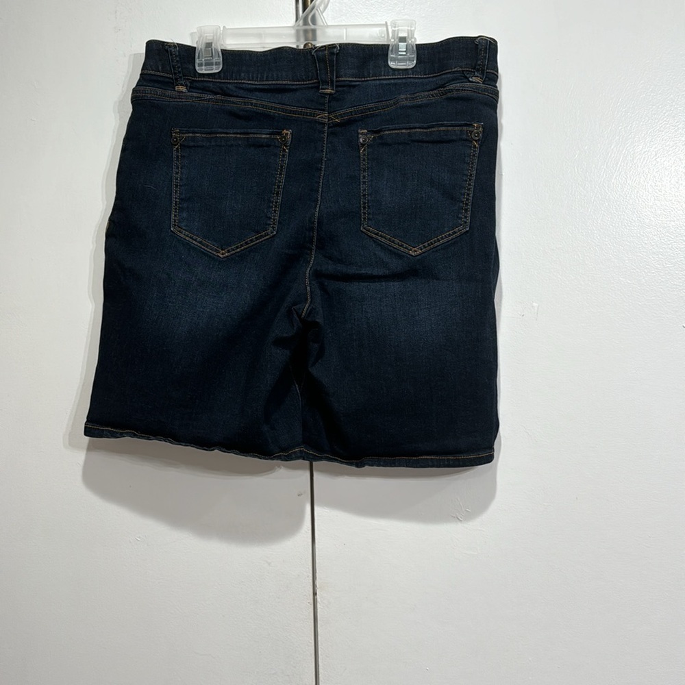 Wit & Wisdom Ab Solution Jean Shorts Size 12 - Picture 5 of 5